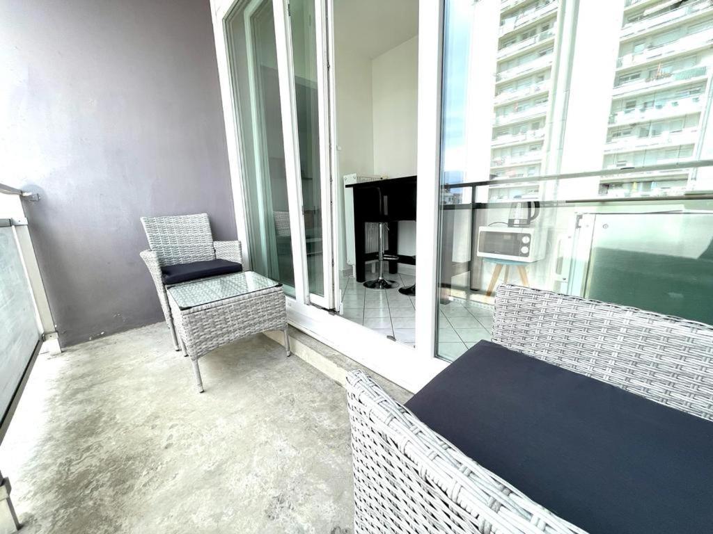Cool Studio Saint Louis Vicino Stazione/Aereoporto Apartman Kültér fotó