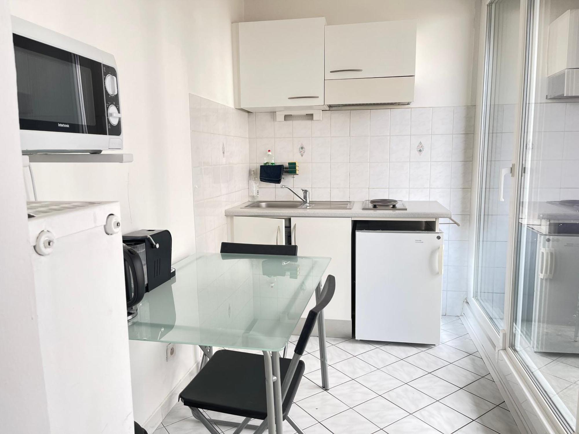 Cool Studio Saint Louis Vicino Stazione/Aereoporto Apartman Kültér fotó