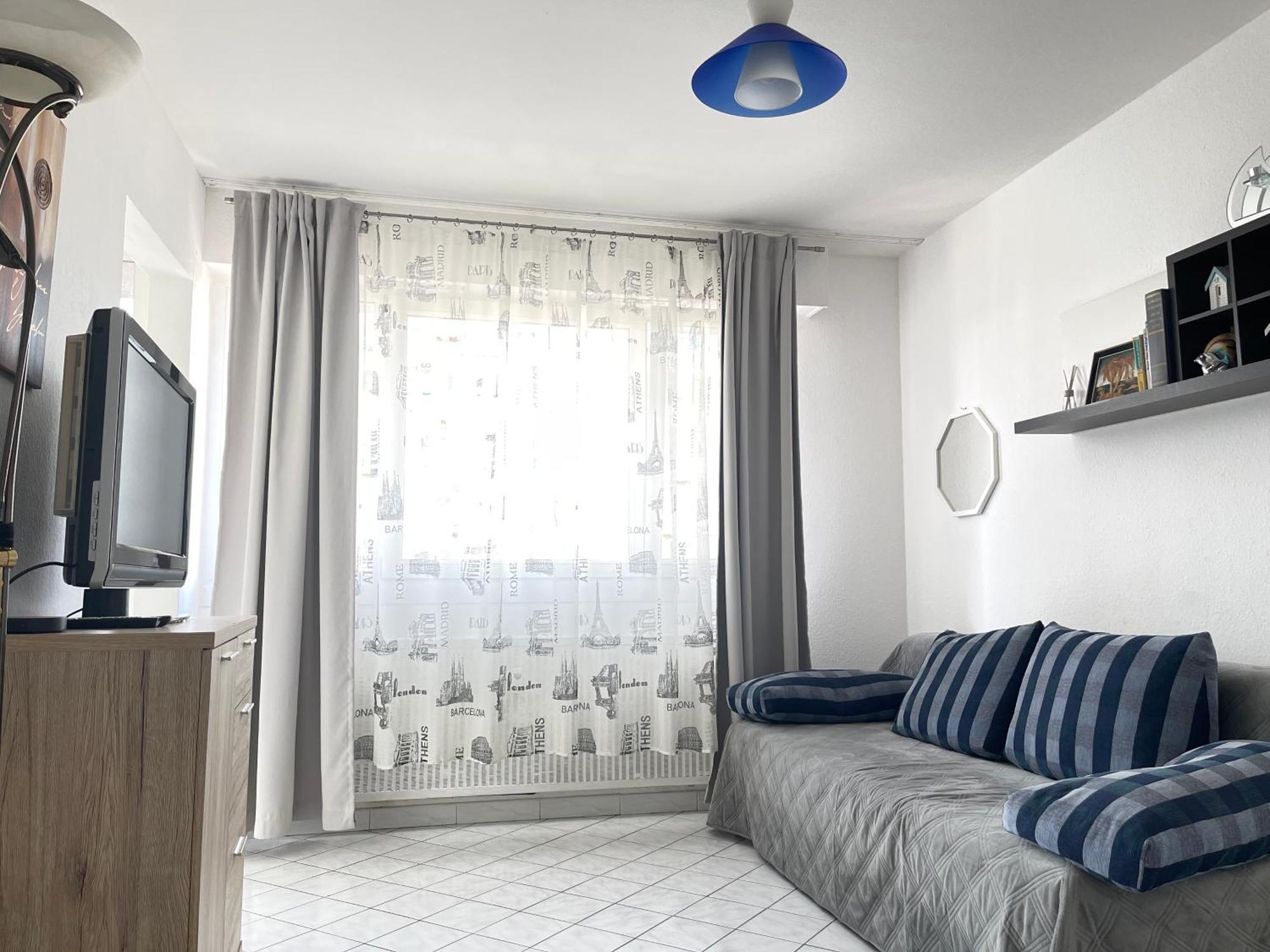 Cool Studio Saint Louis Vicino Stazione/Aereoporto Apartman Kültér fotó