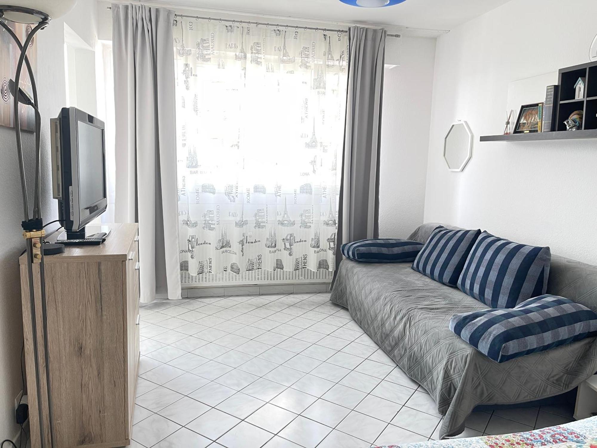 Cool Studio Saint Louis Vicino Stazione/Aereoporto Apartman Kültér fotó
